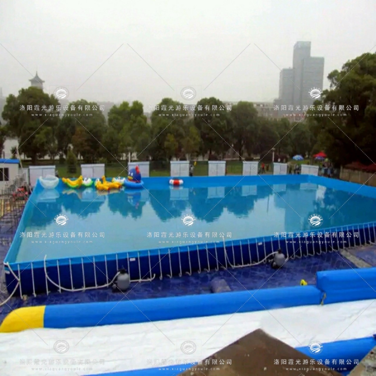 乐东支架游泳池